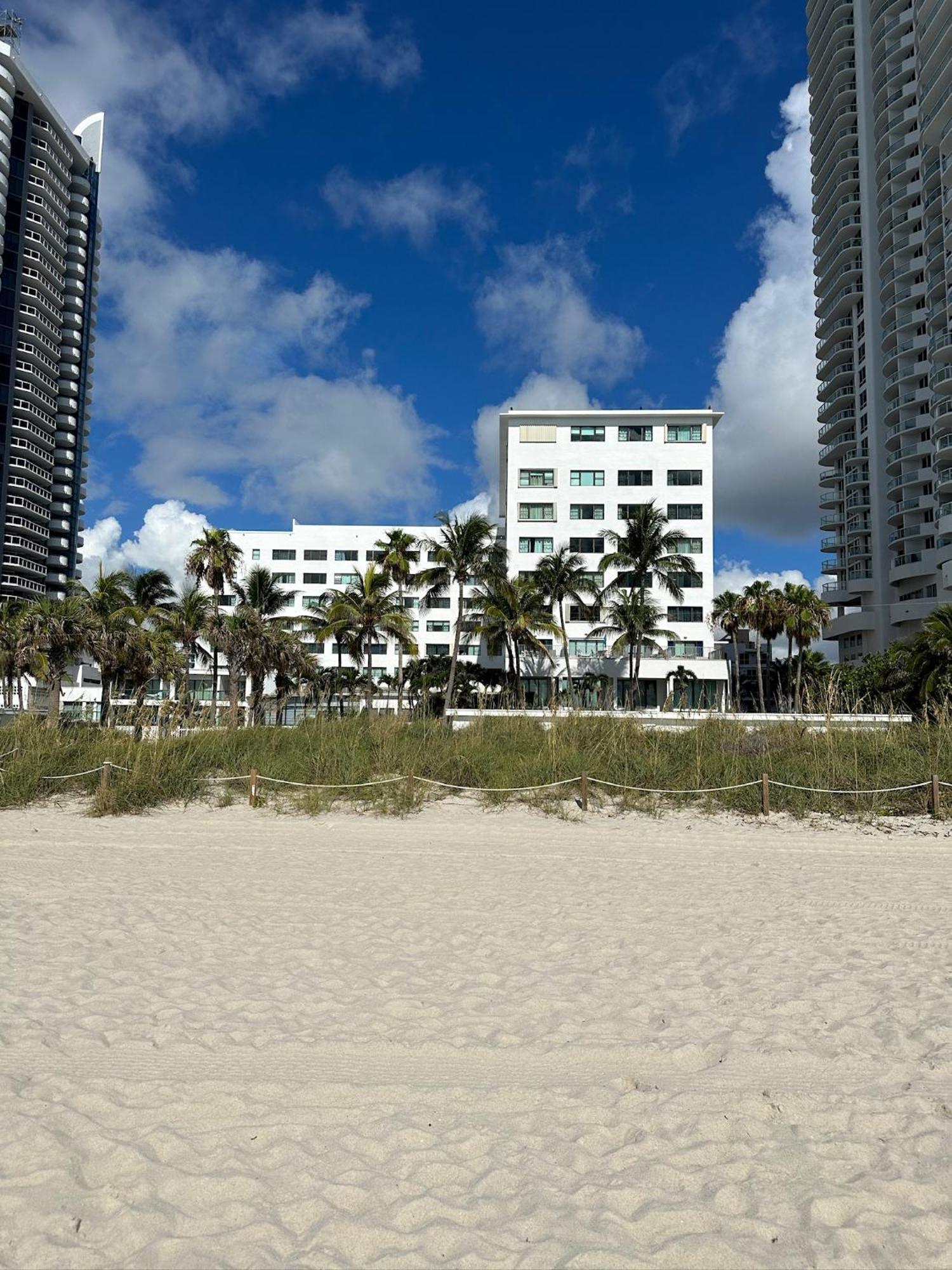 Casablanca On The Beach Miami Beach Bagian luar foto